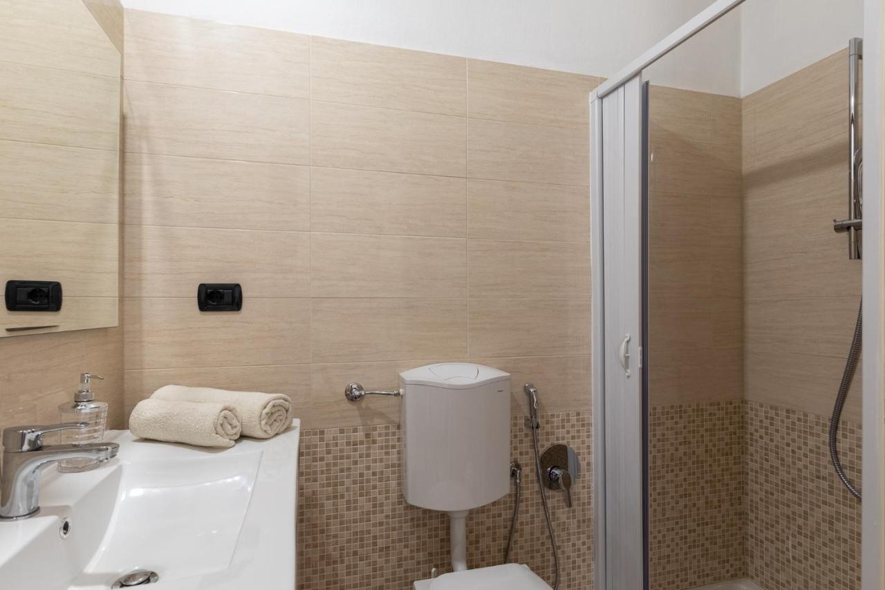 Easy Stay Verona Rooms Buitenkant foto