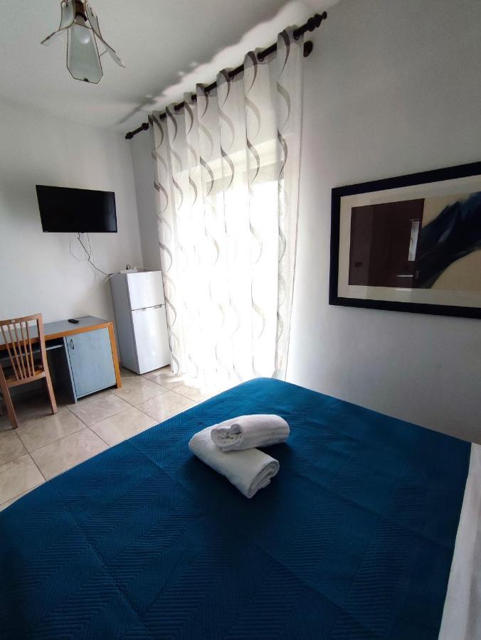 Easy Stay Verona Rooms Buitenkant foto